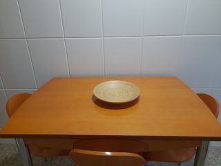 Mesa y sillas cocina