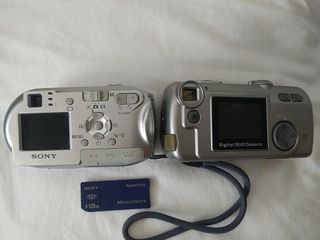 Cámara de fotos Sony Cybershot DSC-P43