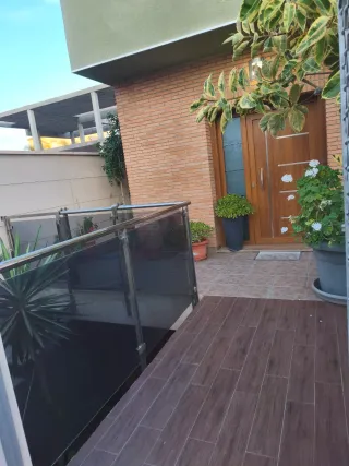 Chalet a metros de la playa