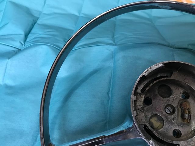 Aro pulsador volante SEAT 600