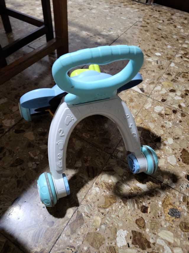 estor, (montante color amarillo ocre)