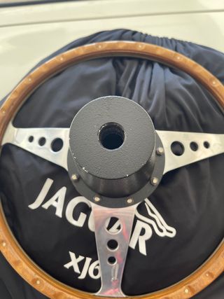 Volante Jaguar Clásico 
