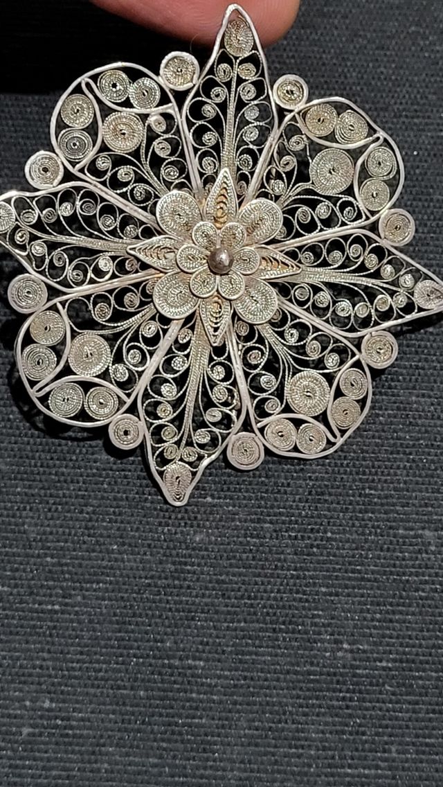 Broche plata Filigrana