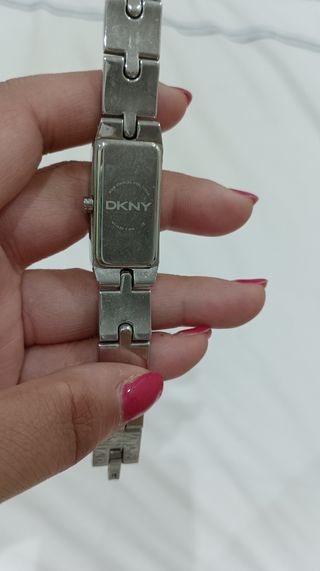 reloj DKNY