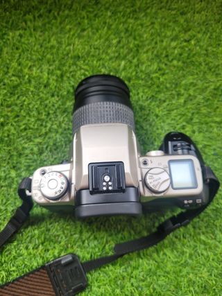 Canon EOS 50 + bolsa Transporte.