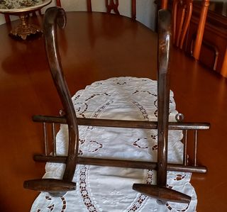 percha madera.