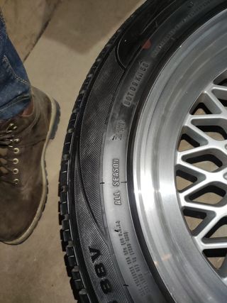 Llantas Melber BMW e30 4x100 15" Perfectas