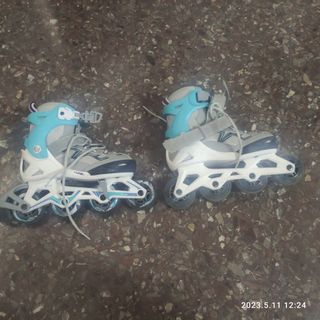 vendo patines niña. talla 32 - 35