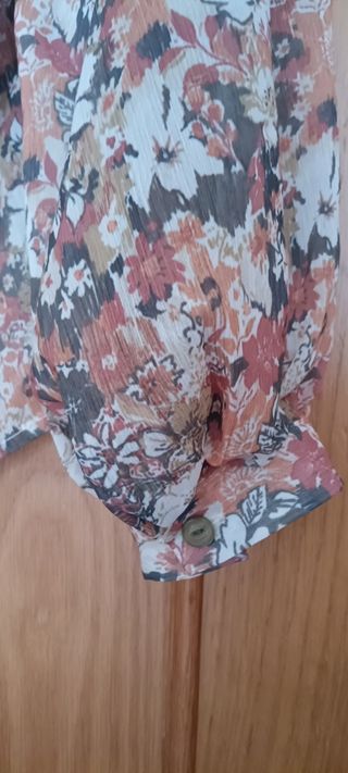 Blusa de flores