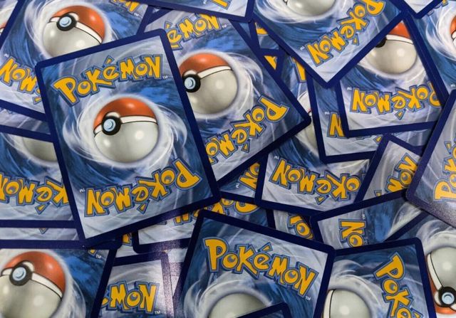Carte da Gioco dei Pokémon in varie combinazioni