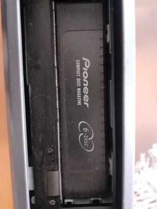 Radiocasete Pioneer KEH P6800R-B + Cargador 6 CD