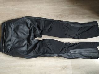 Traje de moto Revit mujer.