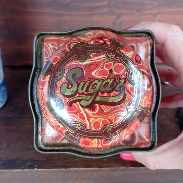 Scatola in latta vintage