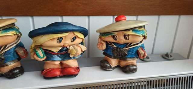 Figuras Vintage 3x25€