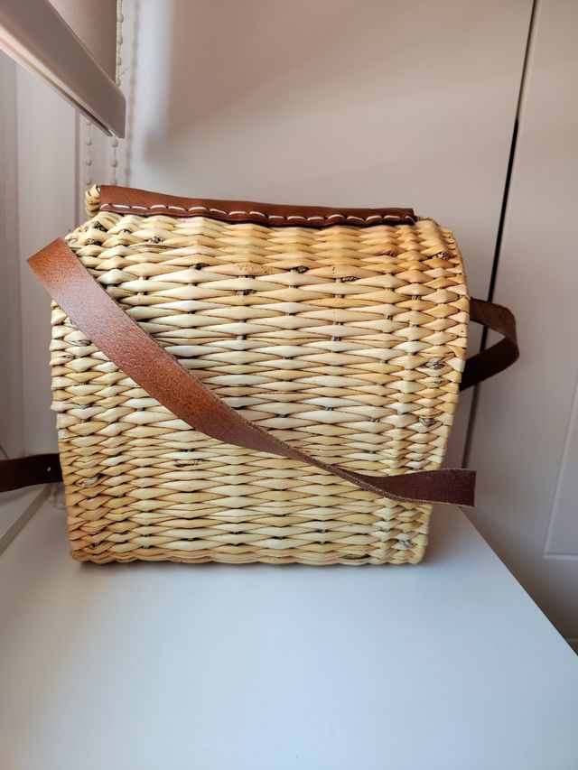 Bolso mimbre