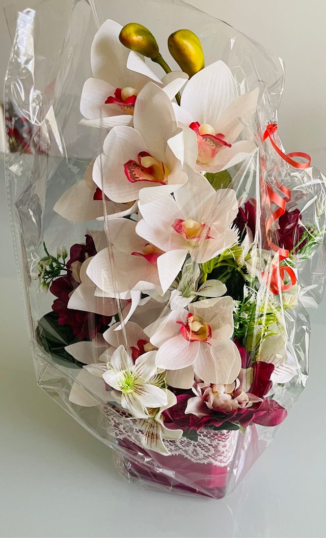 Pianta di orchidea finta