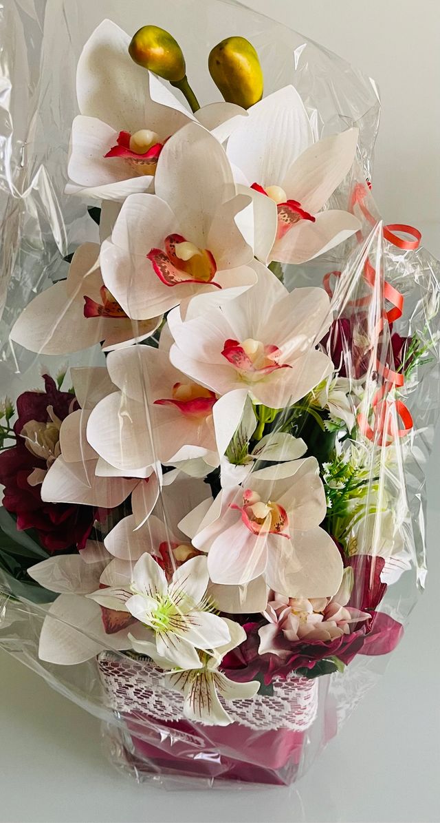 Pianta di orchidea finta