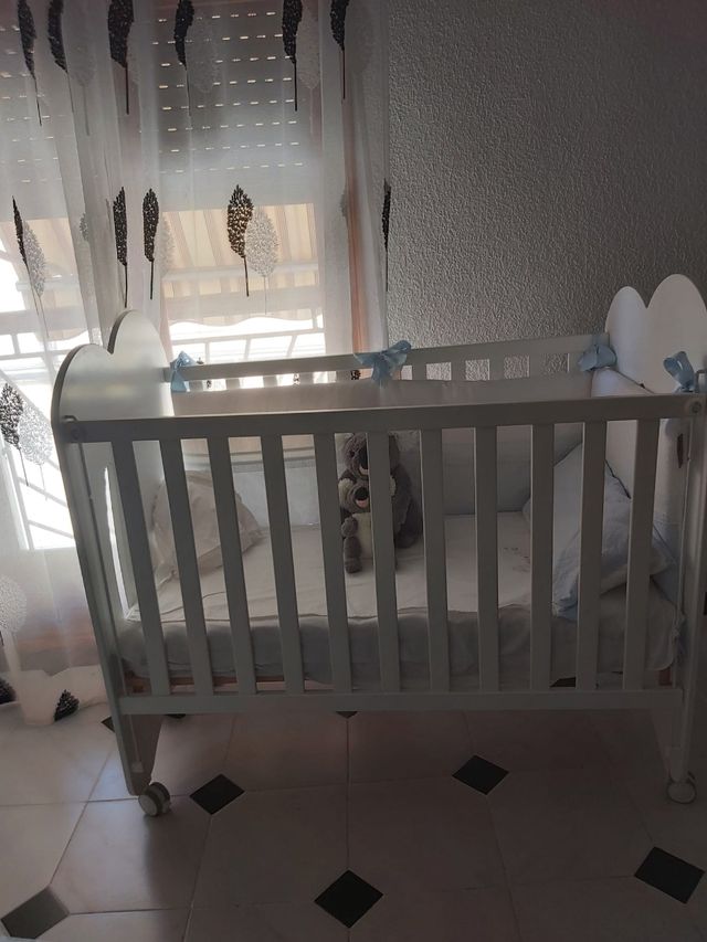 cuna en perfecto estado y poco usada