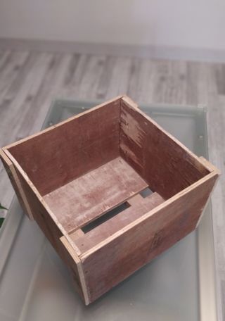 Caja de madera antigua.