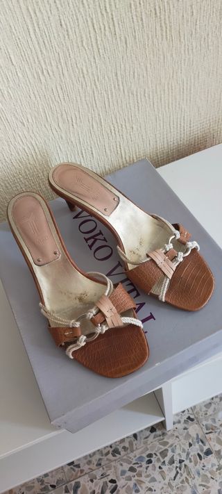 Sandalias bajas madera Yanko