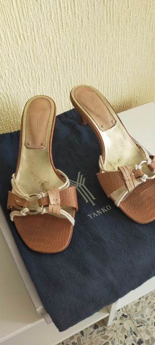 Sandalias bajas madera Yanko