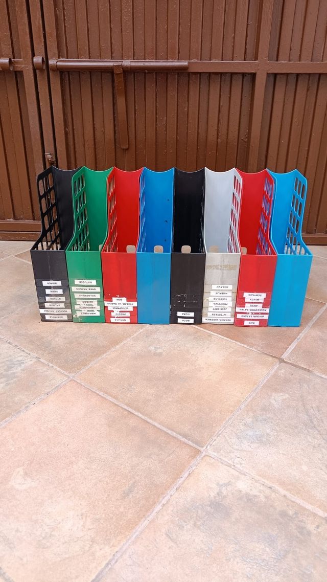 Archivadores de plástico colores