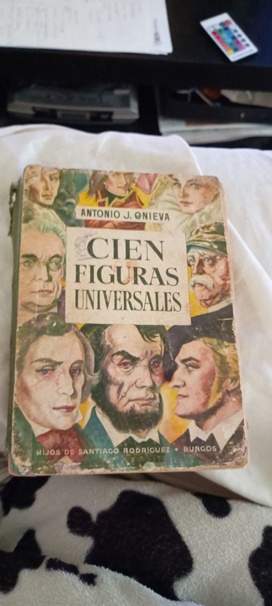 libro de cien figuras universales