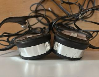 Sandalias romanas piel T37. Uterqüe