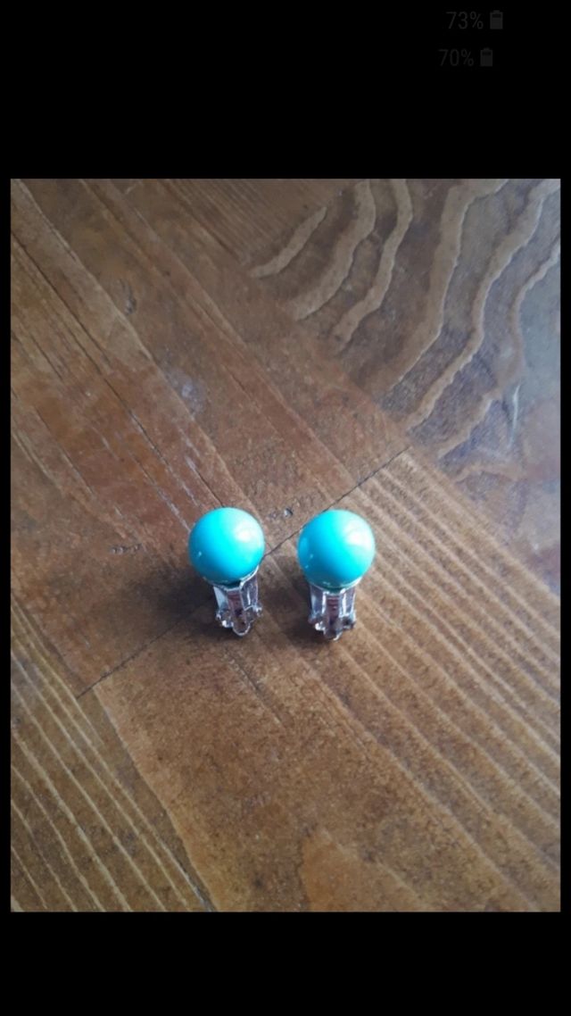 Orecchini vintage color argento con pietra turches