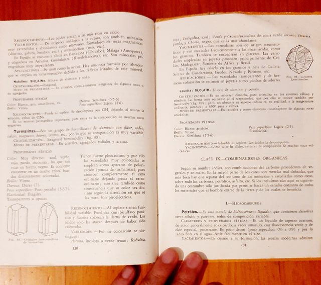 libro antiguo mineralogia