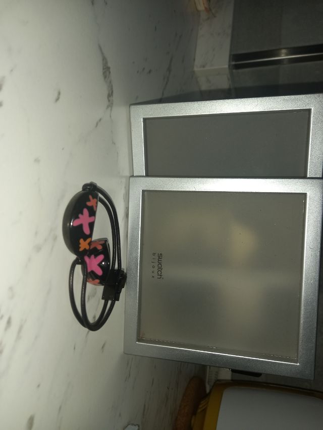 Pulsera y anillo SWATCH