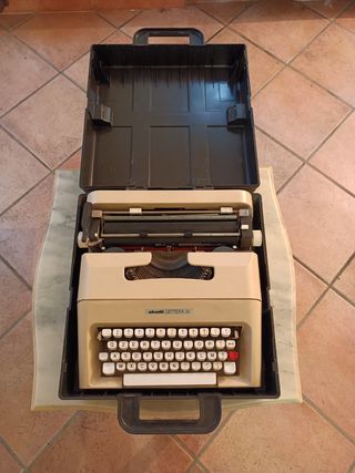Macchina da scrivere