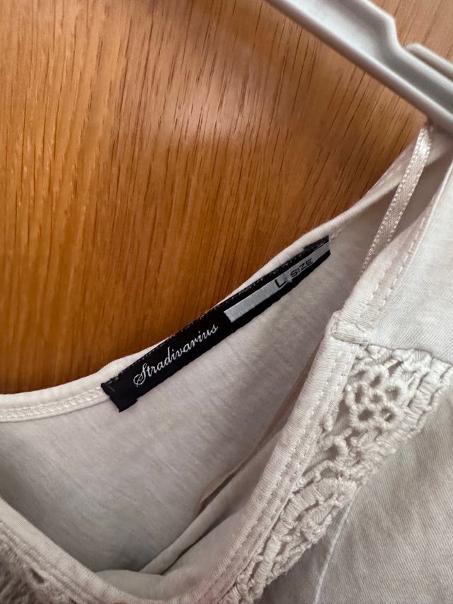 Camiseta media manga en crudo