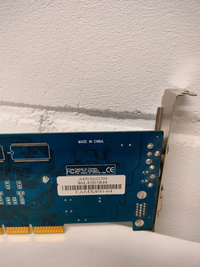 GeForce2 MX400 64 MB SDR 4 x AGP VGA Tarjeta VIDEO