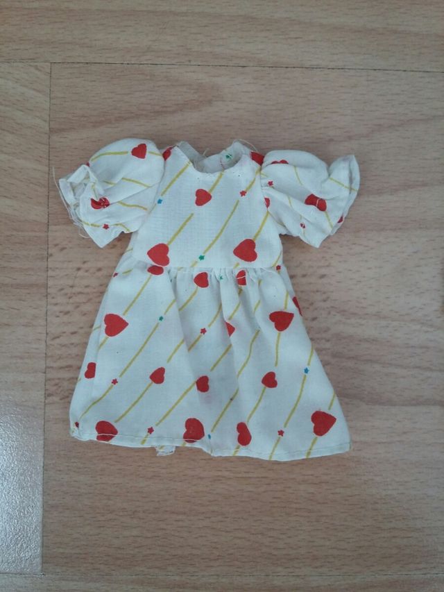 Muñeca Sindy +accesorios