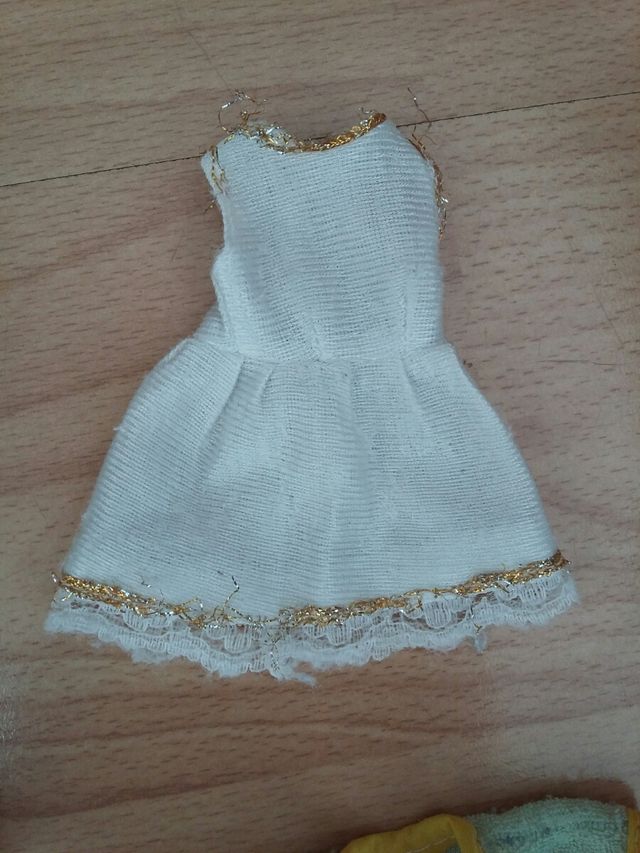 Muñeca Sindy +accesorios