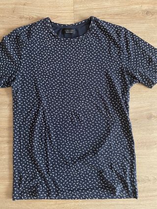Camiseta de hombre. Zara. Talla S.