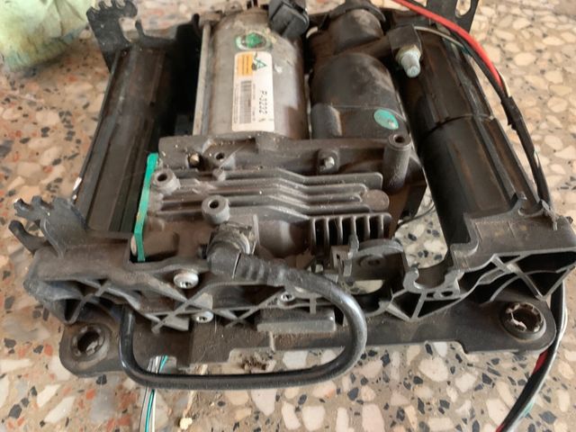 Compresor suspensión land rover ranger Rover