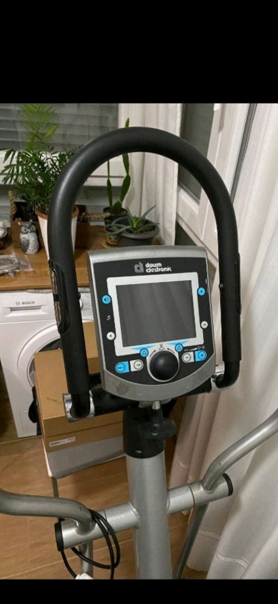 elíptica profesional de dimensiones reducidas