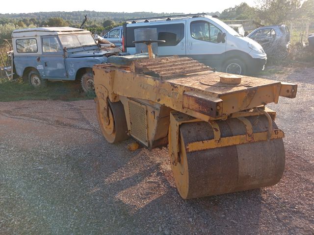 pisonadora. rulo .conpactadora