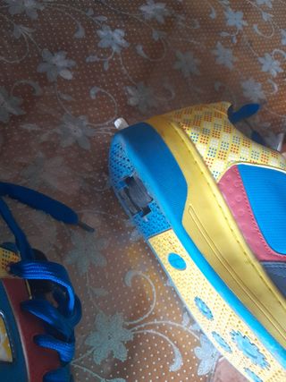 deportivas  con ruedas