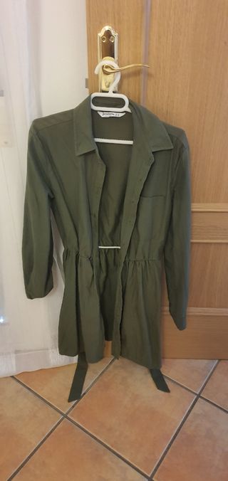Vestido verde militar 