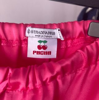 Pantalón fucsia pacha .