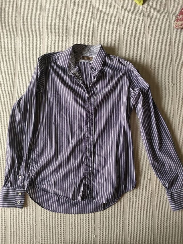 CAMICIA A RIGHE A MANICHE LUNGHE. ZARA