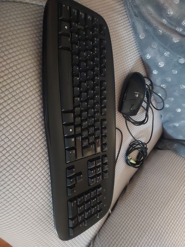 teclado ordenador y raton