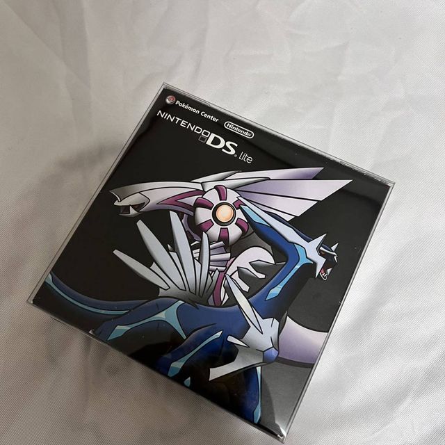 Nintendo DS Lite Dialga Palkia Centro Pokemon JP