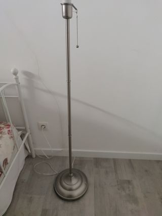 Lampara de pie 
