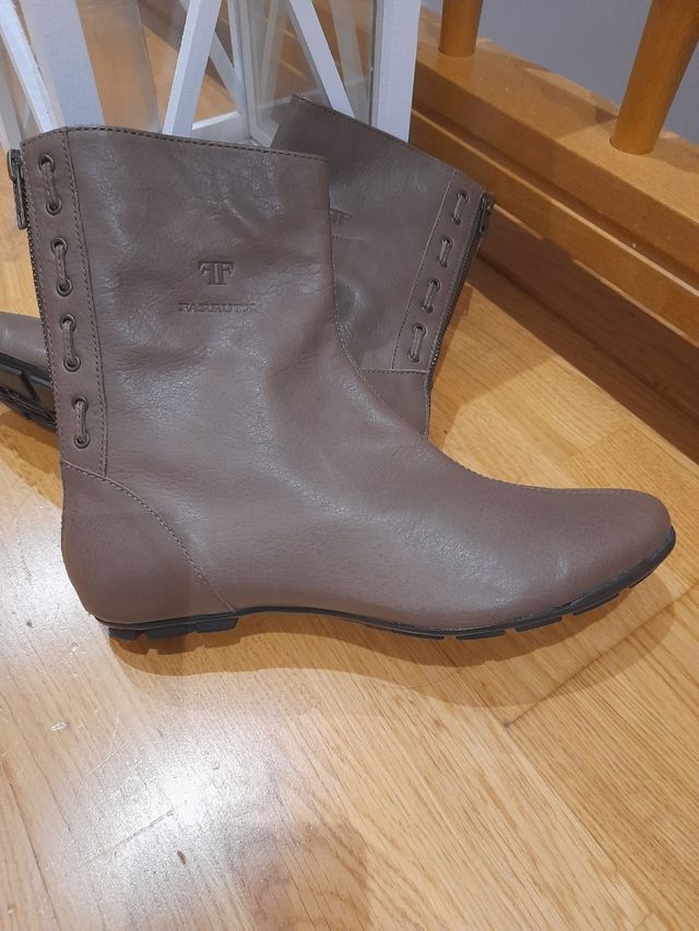 Botas marca Farrutx 39