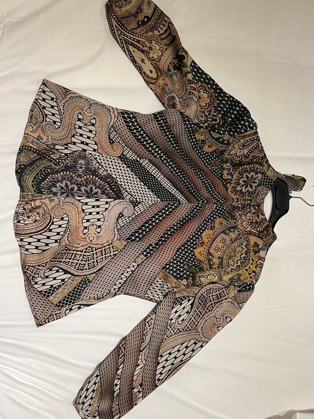 Blusa divina providencia talla 40