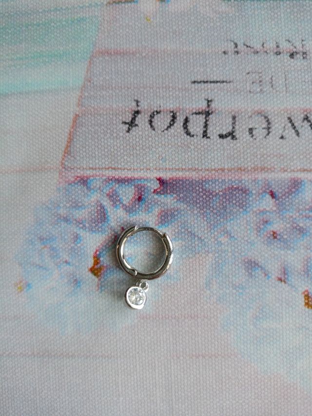 2 orecchini con pendente 